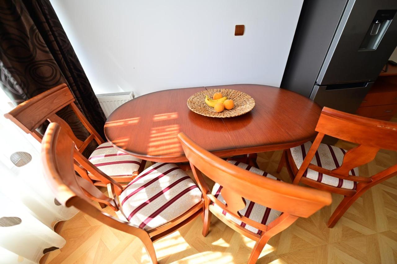 Vacation Apartment With Free Parking Сібіу Екстер'єр фото