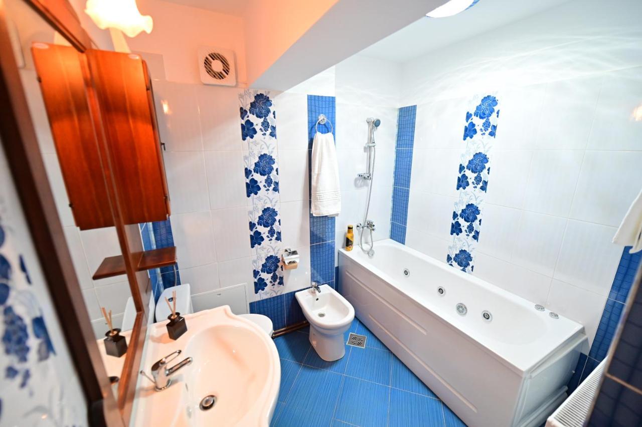 Vacation Apartment With Free Parking Сібіу Екстер'єр фото